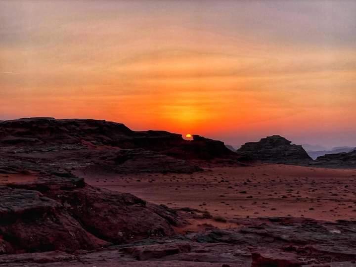 Wadi Rum Travel Camp Экстерьер фото