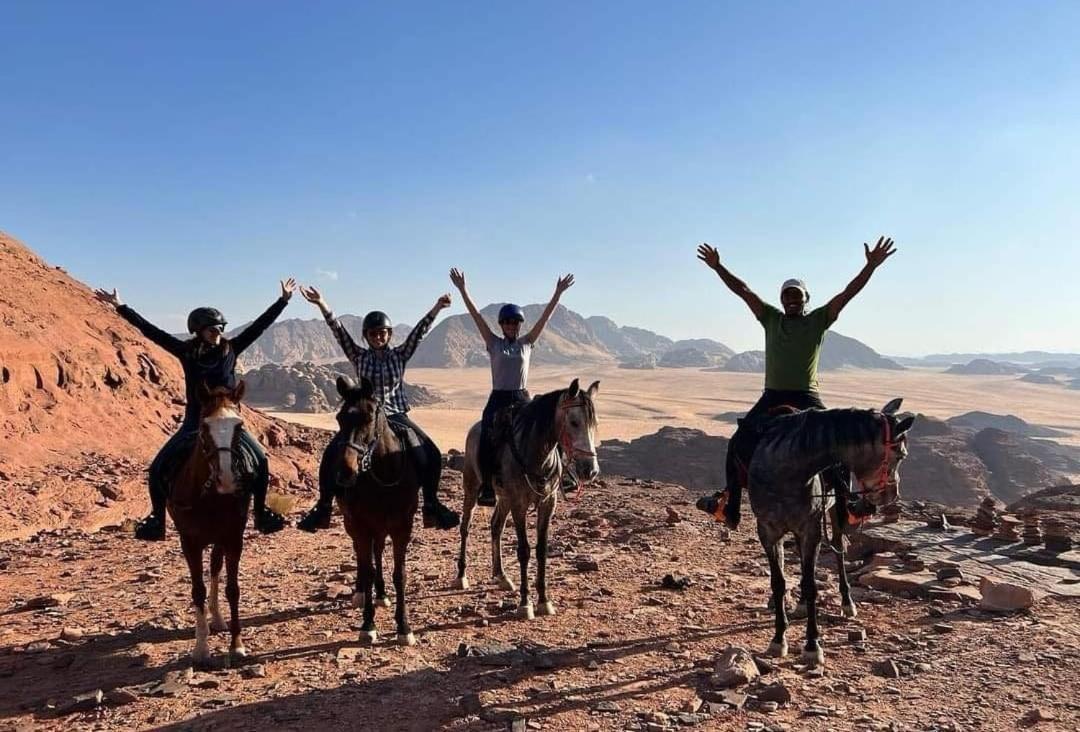 Wadi Rum Travel Camp Экстерьер фото
